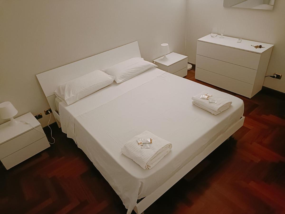 Onoratocinque House Apartment ปาแลร์โม ภายนอก รูปภาพ